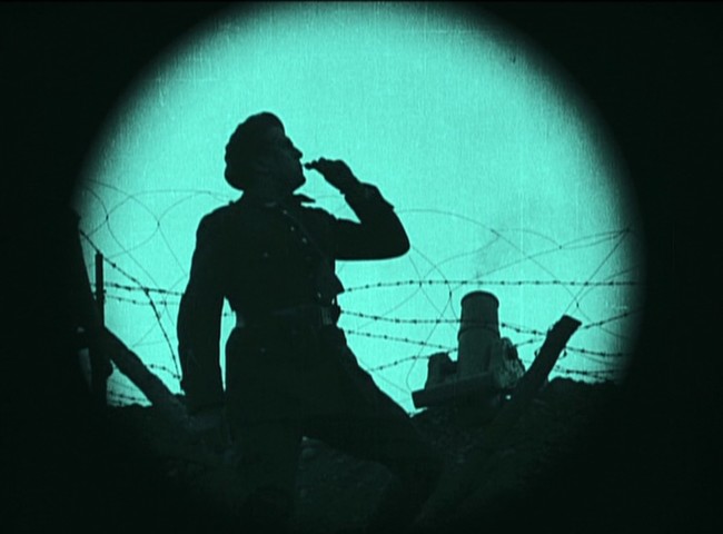 Abel Gance, J'Accuse, 1919, produzione PathÈ FrËres, video riversato da copia in pellicola 35mm muto, durata 14' (originale 2h 46') © Lobster Films