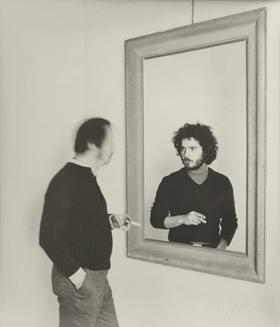 Giorgio Ciam, Allo specchio, 1977, fotografia b/n, 59 x 50 cm  Collezione privata, Varese
