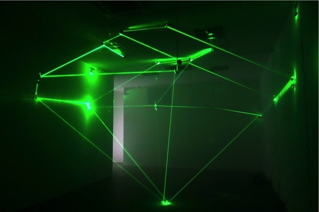 Tao Na, Great Diamond, 2014, installazione, laser e specchi