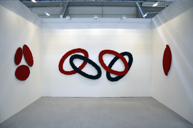 Una veduta dello stand di Claudio Poleschi Arte Contemporanea con l'opera di Pino Pinelli. Arte Fiera Bologna 2016