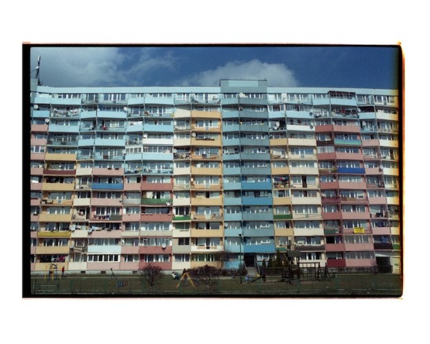 Leandro Feal, Dalla serie "Eastern Gdansk 2013-2015", fotografia analogica a colori
