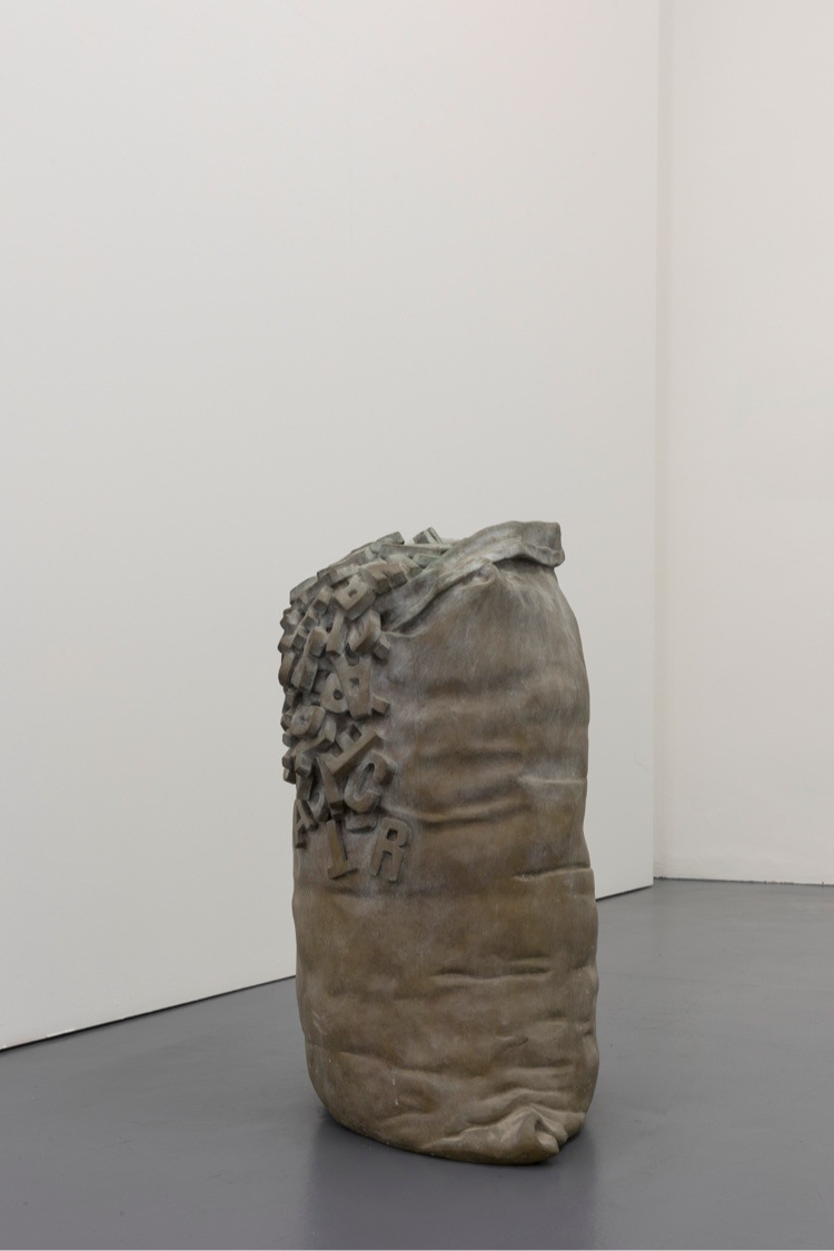Antonio Trotta, Charles Baudelaire, 2002, fusione in bronzo, 80x50x44 cm Ed.6/6 Foto Nicola Gnesi
