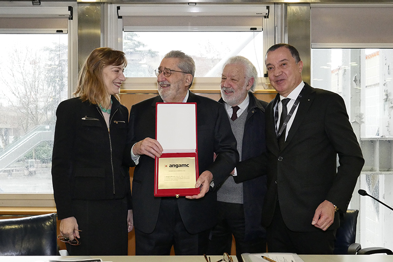 Cerimonia di consegna del Premio ANGAMC alla carriera assegnato al gallerista milanese Giorgio Marconi